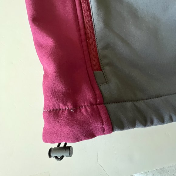 COLOSSEUM Minnesota Full Zip Jacket Size Small EUC - Picture 5 of 7